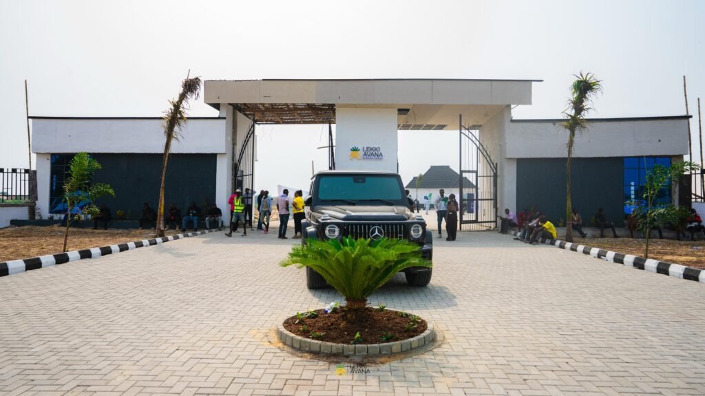 “Secure Your Dream Home Now” security post gated with modern fittings